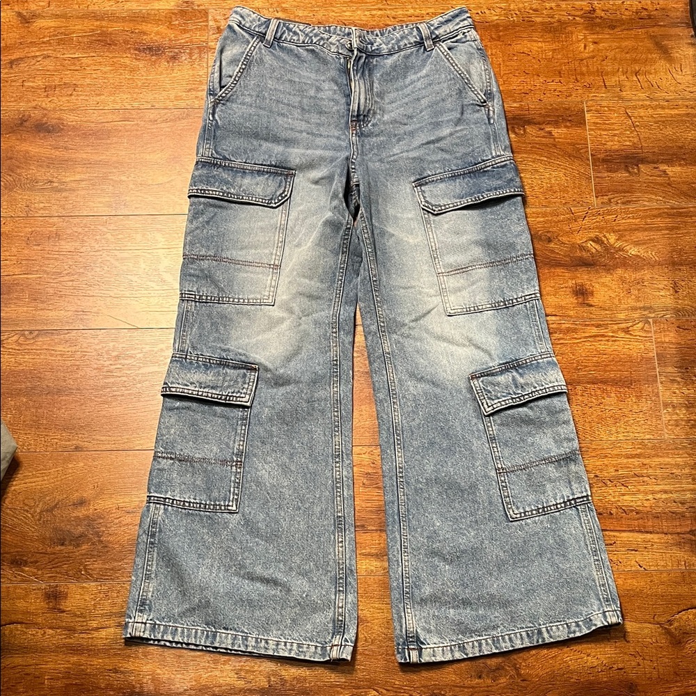 H and M cargo jeans